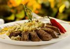 Lombo de cordeiro com cuscuz e torta de avel�s: sabores turcos para a ceia