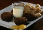 Guia do Gosto Carioca revela segredos gastron�micos para todas as horas