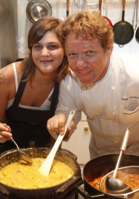 O chef Claude Troigros e a escritora Paula Gicovate no programa "Que Marravilha!"